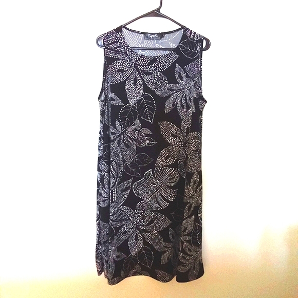 Simpli Black & White Tropical Print Swing Dress - Picture 1 of 6